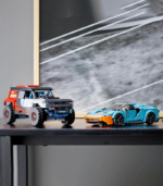 LEGO Speed Champions 76905 - Ford GT Heritage Edition and Bronco R